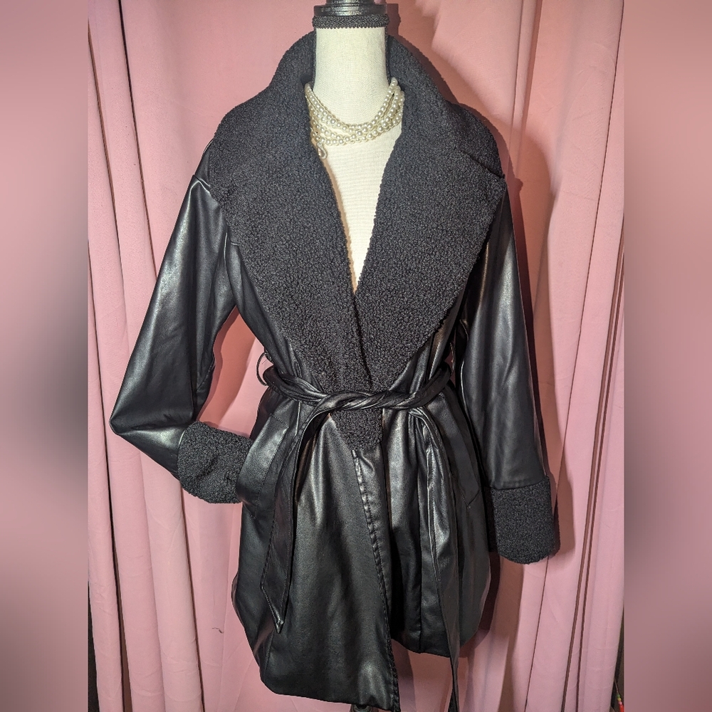 HYFVE Elegant Oversized Black Faux Leather & Fur Jacket with Belt Small